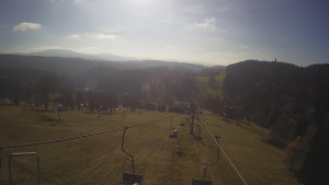 Snow park Paprsek - Lanovka - pohled dolů - 5.11.2024 v 10:55 Snow park Paprsek - Lanovka - pohled dolů - 5.11.2024 v 10:55