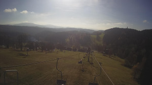 Snow park Paprsek - Lanovka - pohled dolů - 5.11.2024 v 11:00 Snow park Paprsek - Lanovka - pohled dolů - 5.11.2024 v 11:00