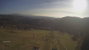 Snow park Paprsek - Lanovka - pohled dolů - 5.11.2024 v 14:00 Snow park Paprsek - Lanovka - pohled dolů - 5.11.2024 v 14:00