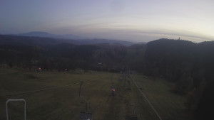 Snow park Paprsek - Lanovka - pohled dolů - 5.11.2024 v 16:30 Snow park Paprsek - Lanovka - pohled dolů - 5.11.2024 v 16:30