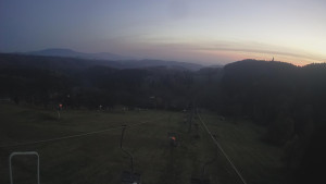 Snow park Paprsek - Lanovka - pohled dolů - 5.11.2024 v 16:45 Snow park Paprsek - Lanovka - pohled dolů - 5.11.2024 v 16:45