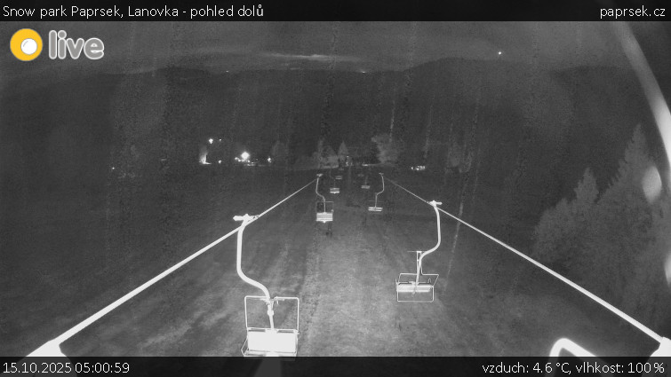Snow park Paprsek - Lanovka - pohled dolů - 15.10.2025 v 05:00 Snow park Paprsek - Lanovka - pohled dolů - 15.10.2025 v 05:00