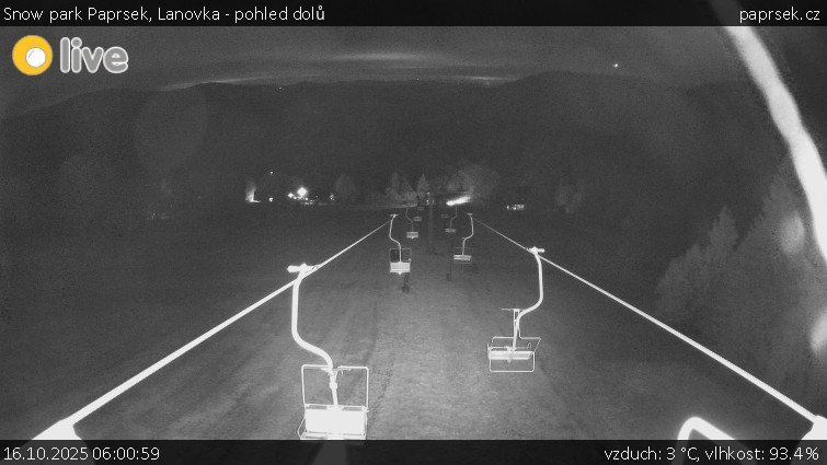 Snow park Paprsek - Lanovka - pohled dolů - 16.10.2025 v 06:00 Snow park Paprsek - Lanovka - pohled dolů - 16.10.2025 v 06:00