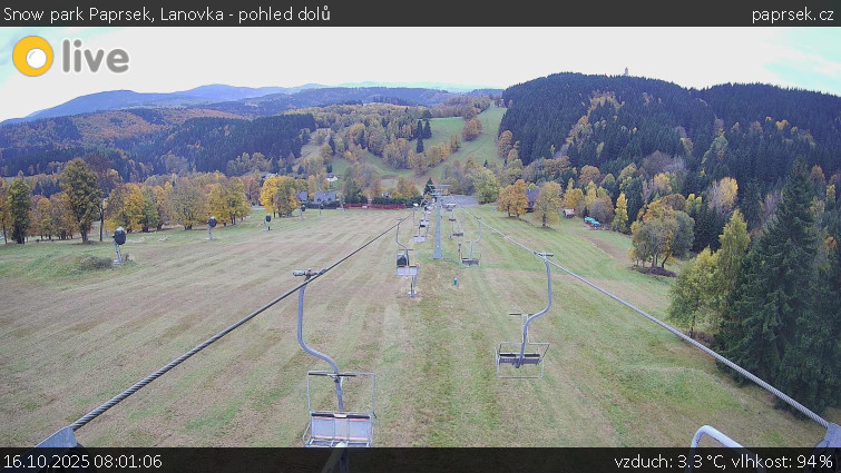 Snow park Paprsek - Lanovka - pohled dolů - 16.10.2025 v 08:01 Snow park Paprsek - Lanovka - pohled dolů - 16.10.2025 v 08:01