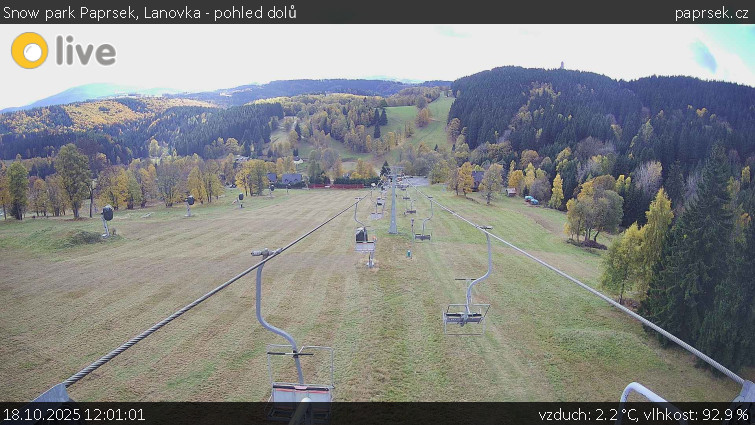 Snow park Paprsek - Lanovka - pohled dolů - 18.10.2025 v 12:01 Snow park Paprsek - Lanovka - pohled dolů - 18.10.2025 v 12:01