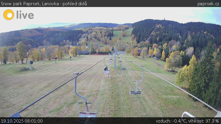 Snow park Paprsek - Lanovka - pohled dolů - 19.10.2025 v 08:01 Snow park Paprsek - Lanovka - pohled dolů - 19.10.2025 v 08:01