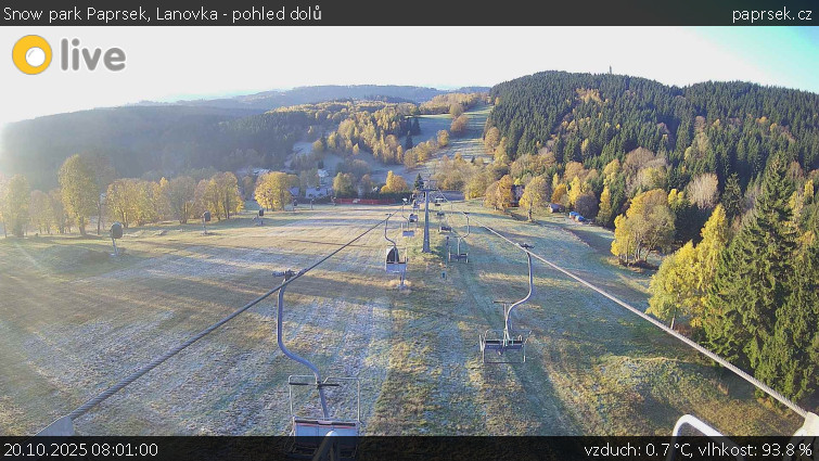Snow park Paprsek - Lanovka - pohled dolů - 20.10.2025 v 08:01 Snow park Paprsek - Lanovka - pohled dolů - 20.10.2025 v 08:01