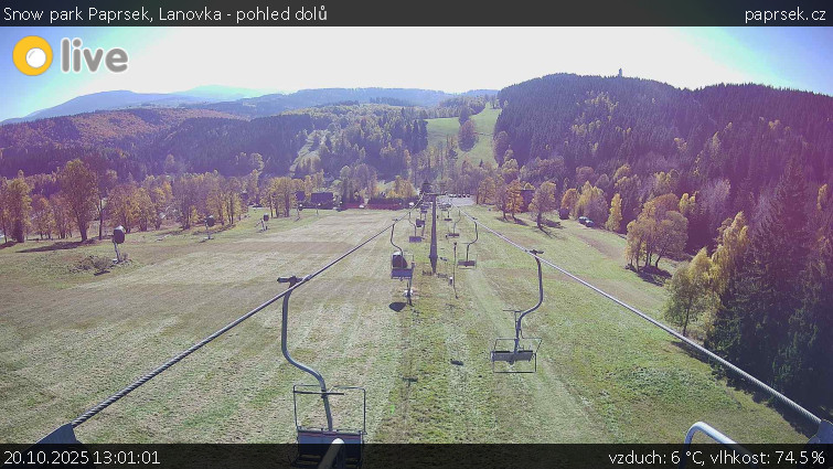 Snow park Paprsek - Lanovka - pohled dolů - 20.10.2025 v 13:01 Snow park Paprsek - Lanovka - pohled dolů - 20.10.2025 v 13:01