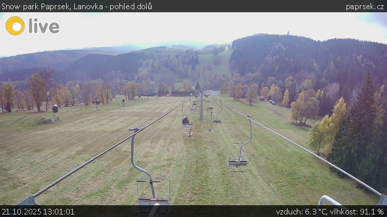Snow park Paprsek - Lanovka - pohled dolů - 21.10.2025 v 13:01 Snow park Paprsek - Lanovka - pohled dolů - 21.10.2025 v 13:01