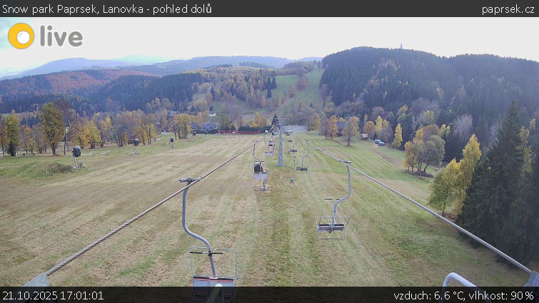 Snow park Paprsek - Lanovka - pohled dolů - 21.10.2025 v 17:01 Snow park Paprsek - Lanovka - pohled dolů - 21.10.2025 v 17:01