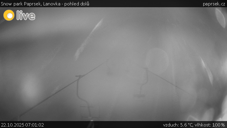Snow park Paprsek - Lanovka - pohled dolů - 22.10.2025 v 07:01 Snow park Paprsek - Lanovka - pohled dolů - 22.10.2025 v 07:01