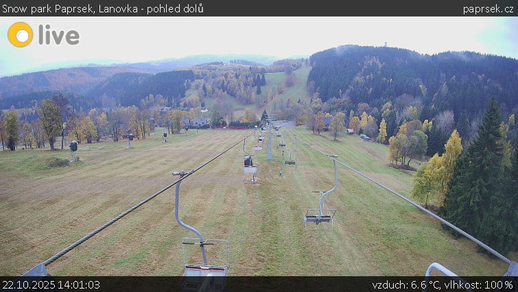 Snow park Paprsek - Lanovka - pohled dolů - 22.10.2025 v 14:01 Snow park Paprsek - Lanovka - pohled dolů - 22.10.2025 v 14:01