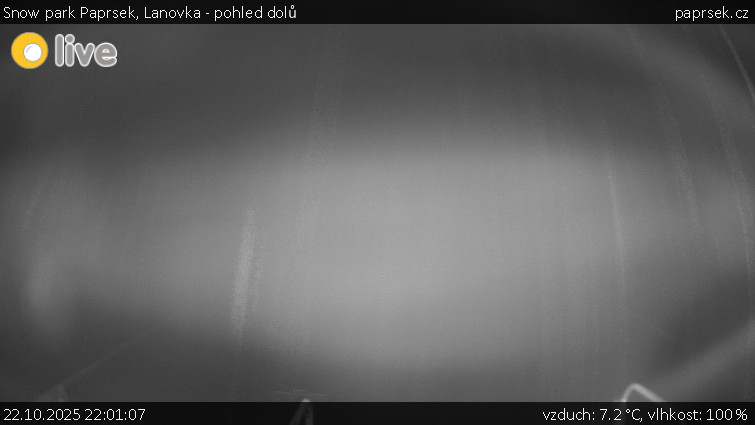 Snow park Paprsek - Lanovka - pohled dolů - 22.10.2025 v 22:01 Snow park Paprsek - Lanovka - pohled dolů - 22.10.2025 v 22:01