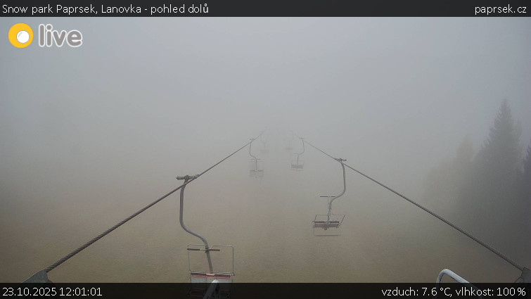 Snow park Paprsek - Lanovka - pohled dolů - 23.10.2025 v 12:01 Snow park Paprsek - Lanovka - pohled dolů - 23.10.2025 v 12:01