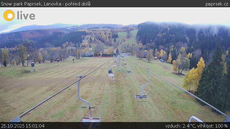 Snow park Paprsek - Lanovka - pohled dolů - 25.10.2025 v 15:01 Snow park Paprsek - Lanovka - pohled dolů - 25.10.2025 v 15:01