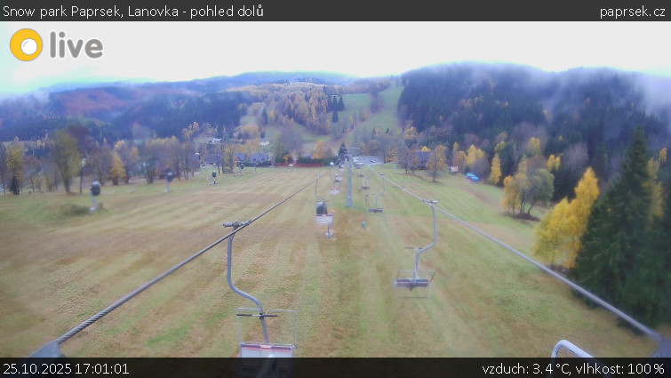 Snow park Paprsek - Lanovka - pohled dolů - 25.10.2025 v 17:01 Snow park Paprsek - Lanovka - pohled dolů - 25.10.2025 v 17:01