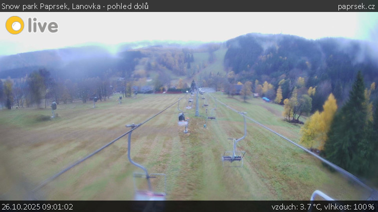 Snow park Paprsek - Lanovka - pohled dolů - 26.10.2025 v 09:01 Snow park Paprsek - Lanovka - pohled dolů - 26.10.2025 v 09:01