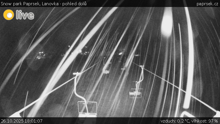 Snow park Paprsek - Lanovka - pohled dolů - 26.10.2025 v 18:01 Snow park Paprsek - Lanovka - pohled dolů - 26.10.2025 v 18:01