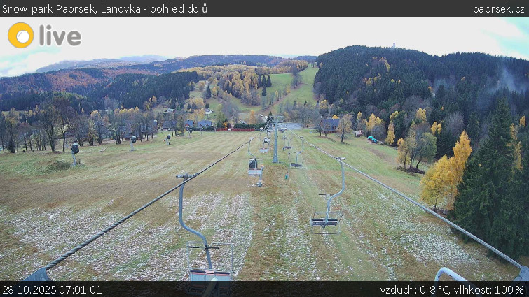Snow park Paprsek - Lanovka - pohled dolů - 28.10.2025 v 07:01 Snow park Paprsek - Lanovka - pohled dolů - 28.10.2025 v 07:01