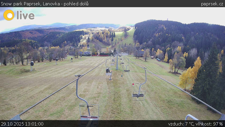 Snow park Paprsek - Lanovka - pohled dolů - 29.10.2025 v 13:01 Snow park Paprsek - Lanovka - pohled dolů - 29.10.2025 v 13:01