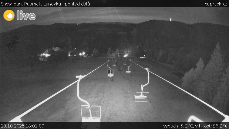 Snow park Paprsek - Lanovka - pohled dolů - 29.10.2025 v 18:01 Snow park Paprsek - Lanovka - pohled dolů - 29.10.2025 v 18:01