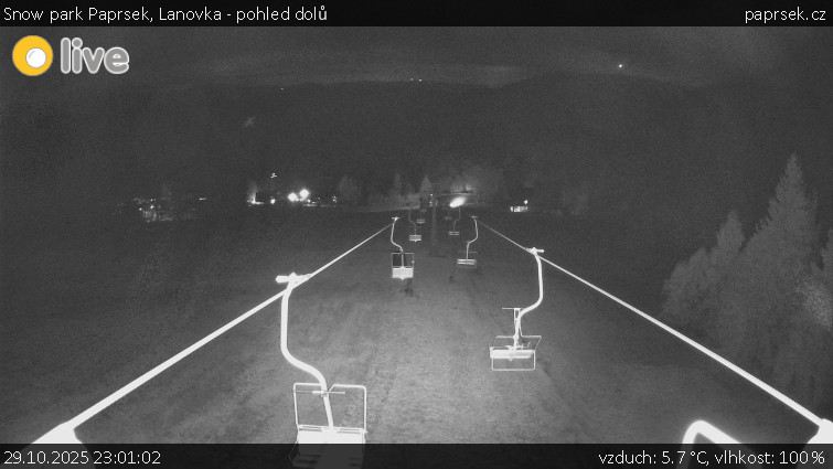 Snow park Paprsek - Lanovka - pohled dolů - 29.10.2025 v 23:01 Snow park Paprsek - Lanovka - pohled dolů - 29.10.2025 v 23:01
