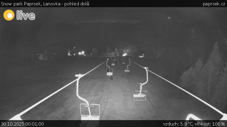 Snow park Paprsek - Lanovka - pohled dolů - 30.10.2025 v 00:01 Snow park Paprsek - Lanovka - pohled dolů - 30.10.2025 v 00:01