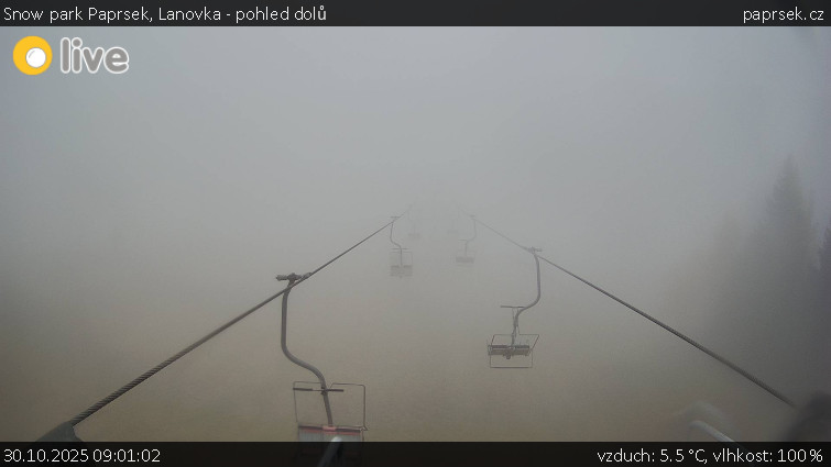 Snow park Paprsek - Lanovka - pohled dolů - 30.10.2025 v 09:01 Snow park Paprsek - Lanovka - pohled dolů - 30.10.2025 v 09:01