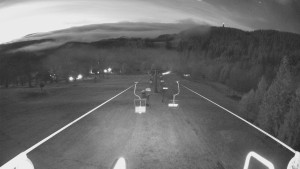 Snow park Paprsek - Lanovka - pohled dolů - 14.11.2025 v 06:01 Snow park Paprsek - Lanovka - pohled dolů - 14.11.2025 v 06:01