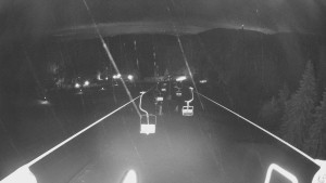 Snow park Paprsek - Lanovka - pohled dolů - 27.11.2025 v 04:01 Snow park Paprsek - Lanovka - pohled dolů - 27.11.2025 v 04:01