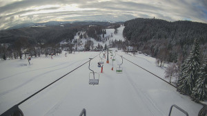 Snow park Paprsek - Lanovka - pohled dolů - 27.11.2025 v 10:01 Snow park Paprsek - Lanovka - pohled dolů - 27.11.2025 v 10:01