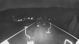 Snow park Paprsek - Lanovka - pohled dolů - 8.4.2026 v 02:00 Snow park Paprsek - Lanovka - pohled dolů - 8.4.2026 v 02:00