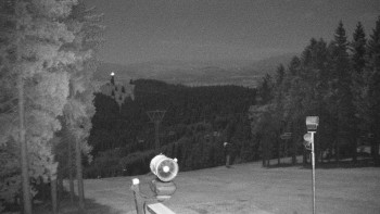 Snímek 7.11.2025 v 01:00