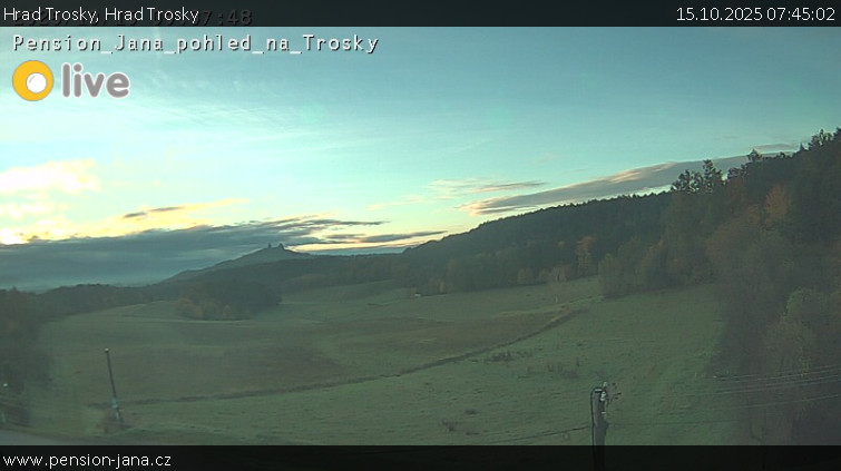 Hrad Trosky - Hrad Trosky - 15.10.2025 v 07:45 Hrad Trosky - Hrad Trosky - 15.10.2025 v 07:45