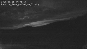 Hrad Trosky - Hrad Trosky - 28.10.2025 v 05:45 Hrad Trosky - Hrad Trosky - 28.10.2025 v 05:45