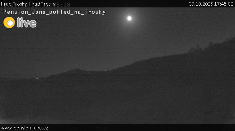 Hrad Trosky - Hrad Trosky - 30.10.2025 v 17:45 Hrad Trosky - Hrad Trosky - 30.10.2025 v 17:45