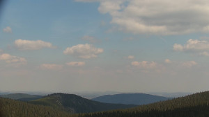 Horský hotel Volareza - Praděd - Panorama do údolí - 21.4.2023 v 14:00