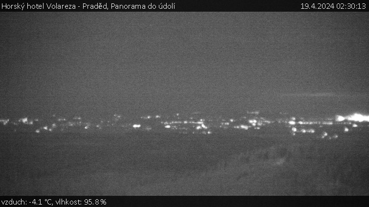 Horský hotel Volareza - Praděd - Panorama do údolí - 19.4.2024 v 02:30