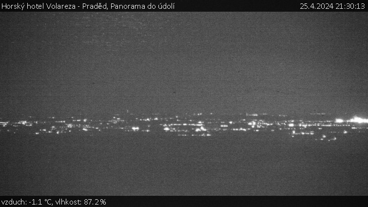 Horský hotel Volareza - Praděd - Panorama do údolí - 25.4.2024 v 21:30