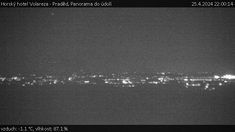 Horský hotel Volareza - Praděd - Panorama do údolí - 25.4.2024 v 22:00