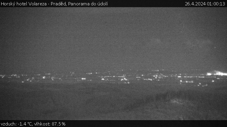 Horský hotel Volareza - Praděd - Panorama do údolí - 26.4.2024 v 01:00