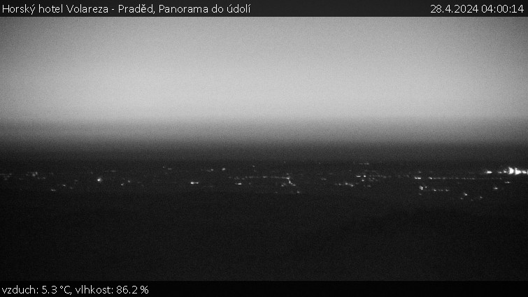 Horský hotel Volareza - Praděd - Panorama do údolí - 28.4.2024 v 04:00