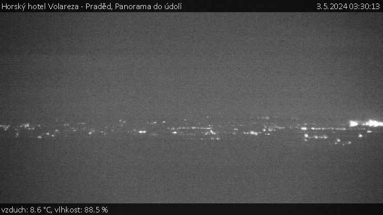 Horský hotel Volareza - Praděd - Panorama do údolí - 3.5.2024 v 03:30