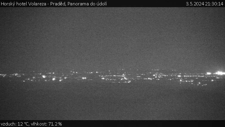 Horský hotel Volareza - Praděd - Panorama do údolí - 3.5.2024 v 21:30