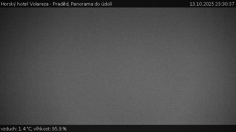 Horský hotel Volareza - Praděd - Panorama do údolí - 13.10.2025 v 23:30 Horský hotel Volareza - Praděd - Panorama do údolí - 13.10.2025 v 23:30