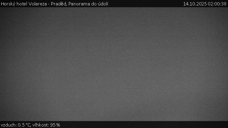 Horský hotel Volareza - Praděd - Panorama do údolí - 14.10.2025 v 02:00 Horský hotel Volareza - Praděd - Panorama do údolí - 14.10.2025 v 02:00