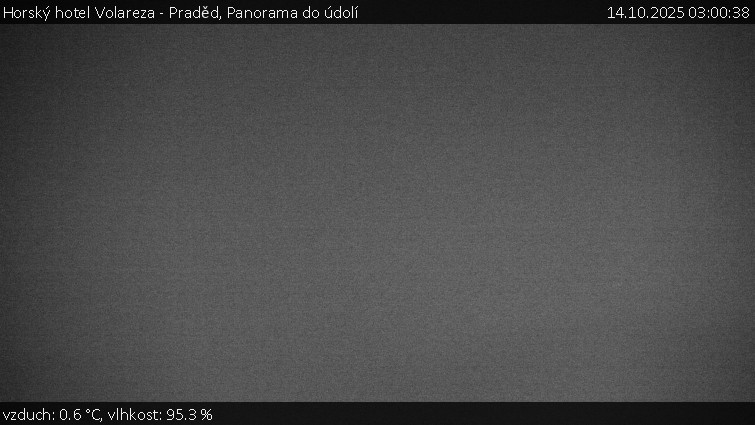Horský hotel Volareza - Praděd - Panorama do údolí - 14.10.2025 v 03:00 Horský hotel Volareza - Praděd - Panorama do údolí - 14.10.2025 v 03:00