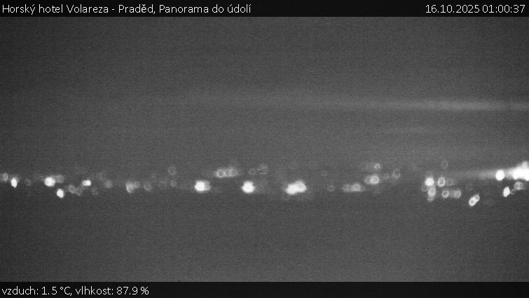 Horský hotel Volareza - Praděd - Panorama do údolí - 16.10.2025 v 01:00 Horský hotel Volareza - Praděd - Panorama do údolí - 16.10.2025 v 01:00