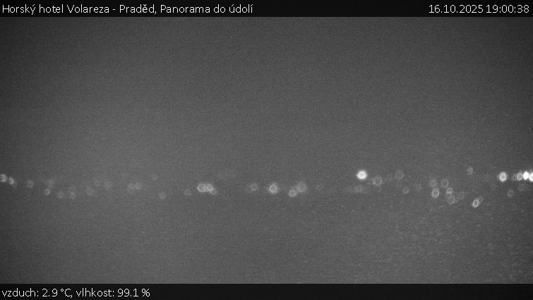 Horský hotel Volareza - Praděd - Panorama do údolí - 16.10.2025 v 19:00 Horský hotel Volareza - Praděd - Panorama do údolí - 16.10.2025 v 19:00
