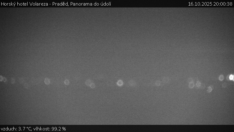 Horský hotel Volareza - Praděd - Panorama do údolí - 16.10.2025 v 20:00 Horský hotel Volareza - Praděd - Panorama do údolí - 16.10.2025 v 20:00